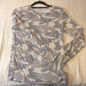 A teens XL. VERY soft camo print long sleeve.